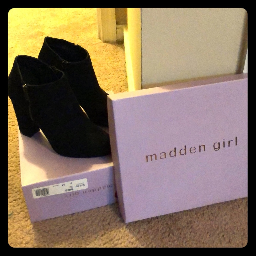 Madden Girl black suede-like booties